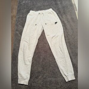 BARLEY WORN. NIKE JOGGERS WOMEN SIZE S